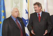 Jean Asselborn et Ariel Sharon