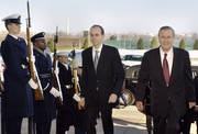 Luc Frieden et Donald Rumsfeld