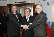 Jean Asselborn, Minister for Foreign Affairs and Immigration of Luxembourg and President of the Council, with Mr Kastriot Islami, Minister for Foreign Affairs of the Republic of Albania and Denis Macshane, Minister for Europe of the United Kingdom