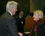 Michel Barnier et Margot Wallstroem