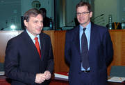 Jeannot Krecké et Bendt Bendtstein, ministre danois de l'Economie et du Commerce