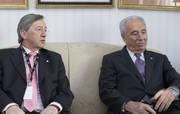 Jean-Claude Juncker et Simon Peres, vice-Premier ministre israélien