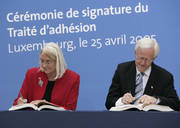 Signature du traité d’adhésion de la Bulgarie et de la Roumanie à l’UE