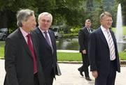 Le Premier Ministre Jean-Claude Juncker et le Premier Ministre Bertie Ahern