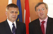 Capitales en tournée: Rencontre Jean-Claude Juncker - Marek Belka, Premier ministre de Pologne, 2 juin 2005