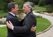 Jean-Claude Juncker, Premier ministre et ministre des Finances, et Gerhard Schröder, Chancelier fédéral allemand